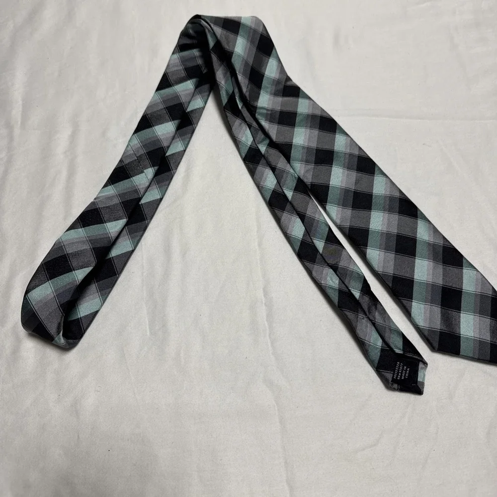 J Ferrar Tie Black Mint Plaid 100% Polyester
